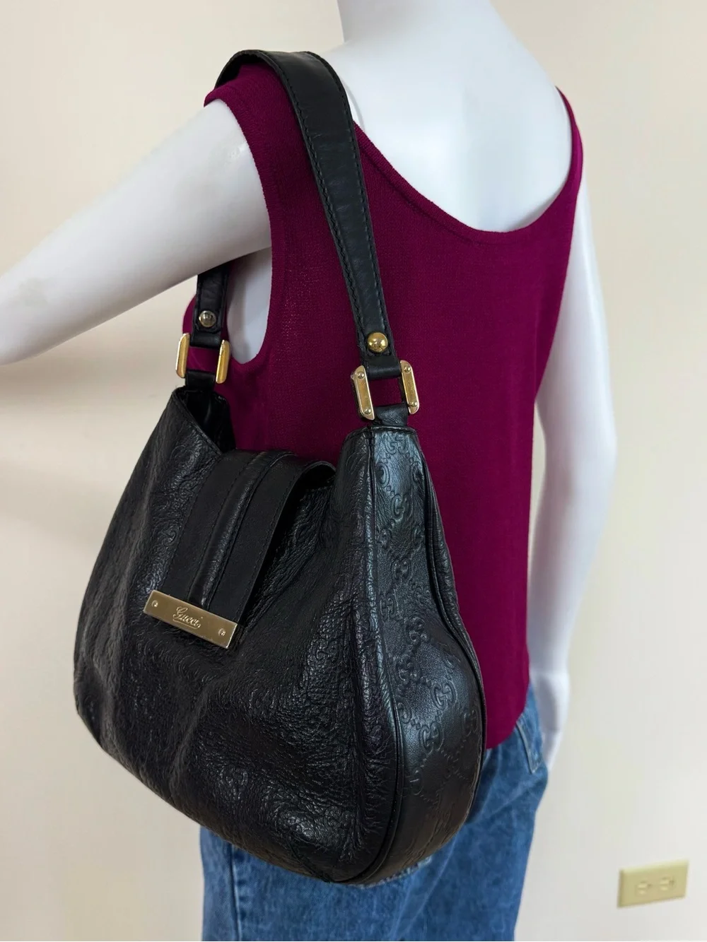 Gucci New Web Hobo Bag Nero Black Guccissima Embossed Leather